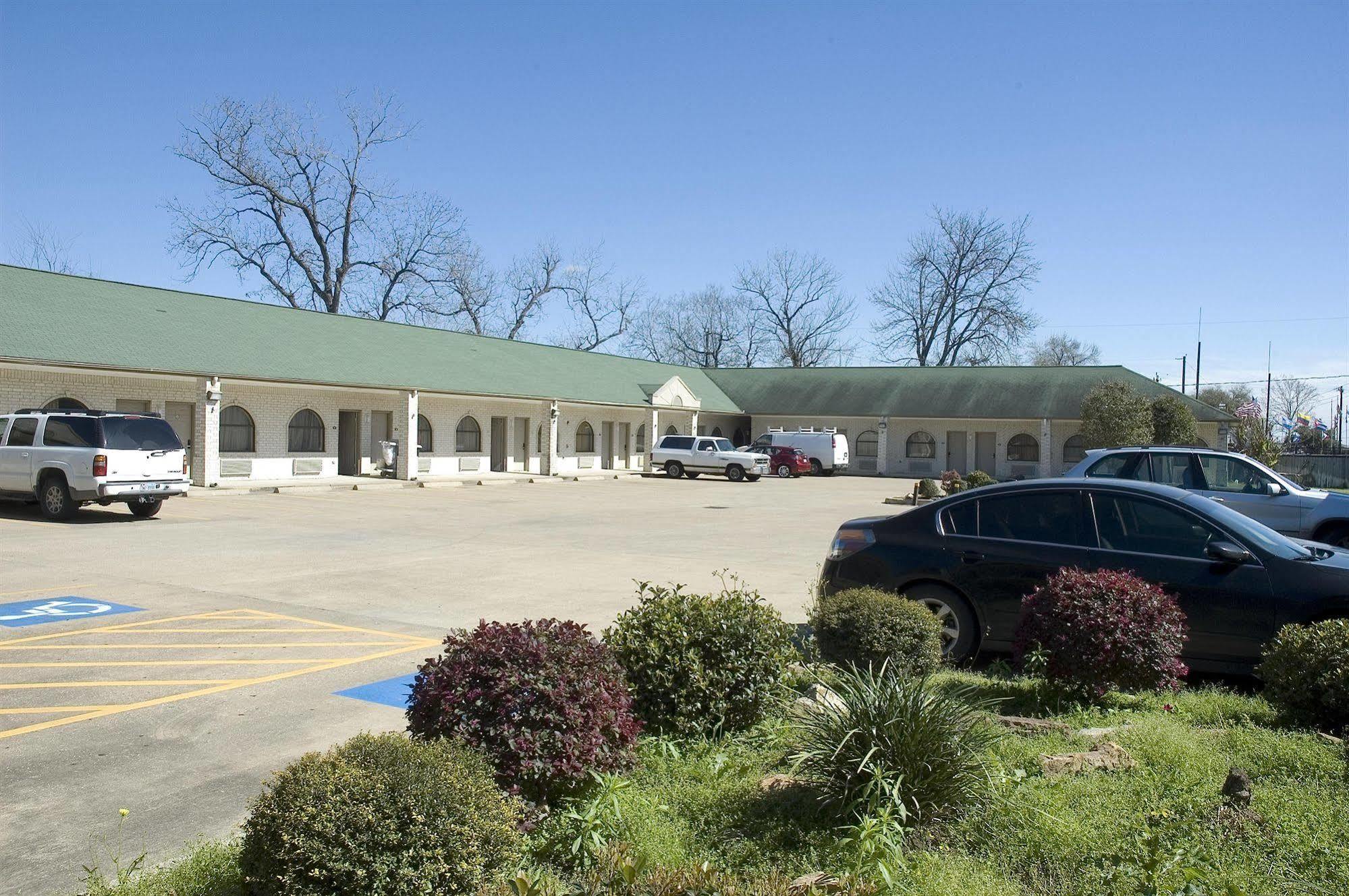Budget Host Hempstead Inn Brookhollow/Energy Corridor Houston Exterior foto