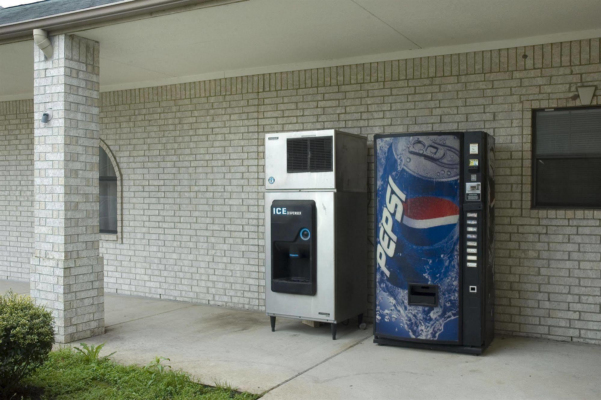 Budget Host Hempstead Inn Brookhollow/Energy Corridor Houston Exterior foto